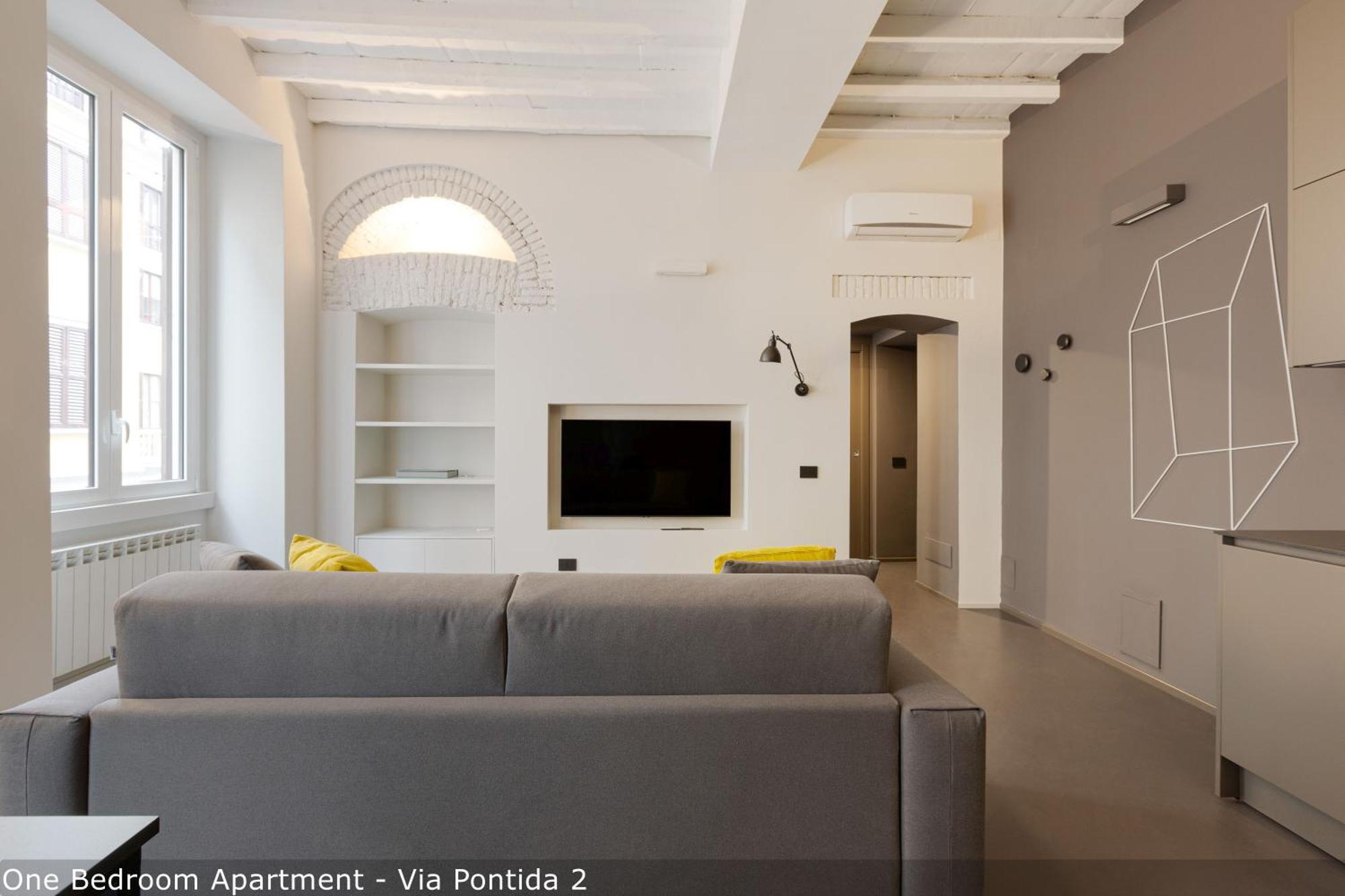 Brera Apartments In Porta Volta Milan Bagian luar foto