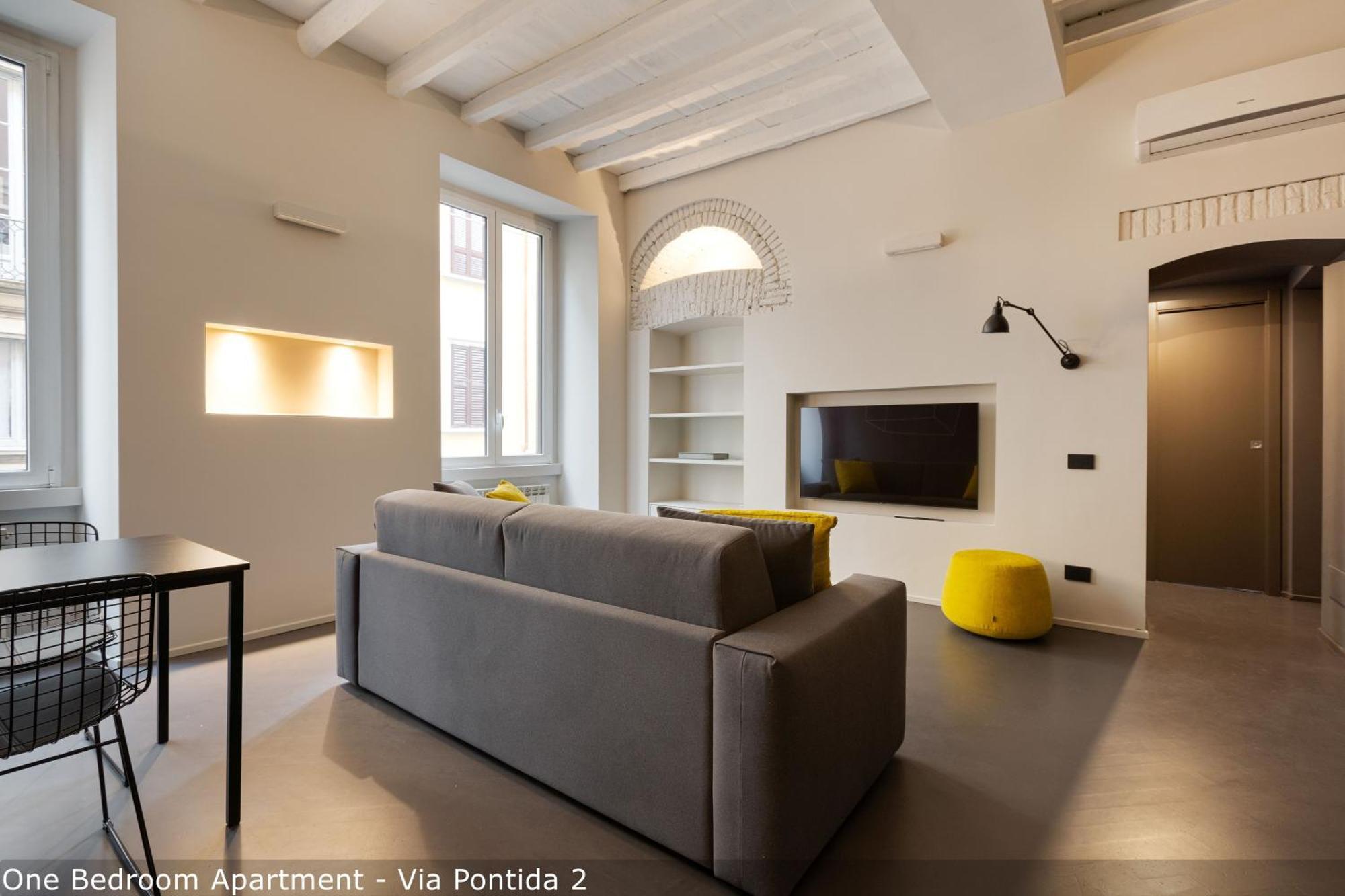 Brera Apartments In Porta Volta Milan Bagian luar foto